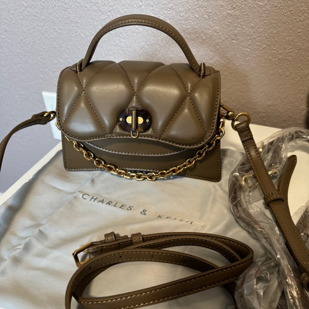 Charles & Keith - Padded Chain Link Bag *Brand New | Never Used*